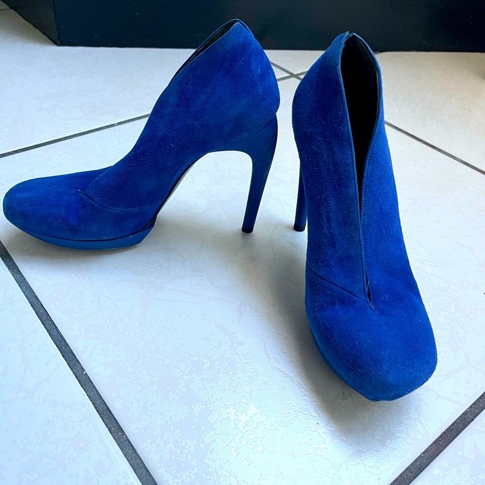 Balenciaga royal blue suede booties